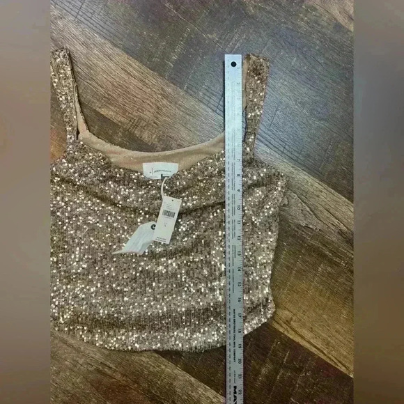 NWT By Anthropologie Cowl-Neck Sequin Camisole Party Tank Gold Size Small - Picture 12 of 13